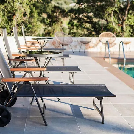 Willa Sole E Mare Mousata