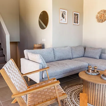 Sole E Mare Willa Mousata