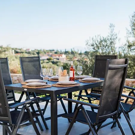 فيلة Sole E Mare Mousata